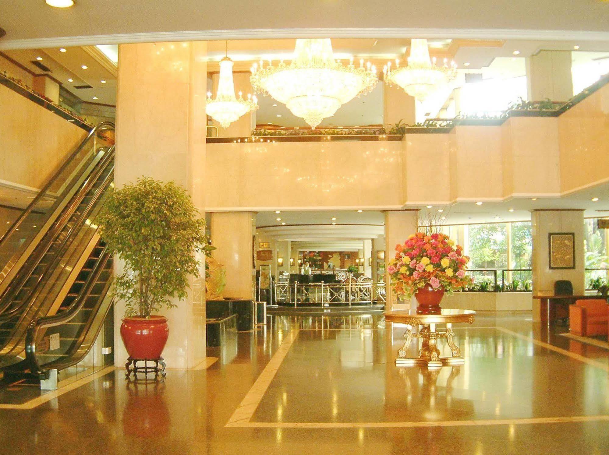 Hotel Fuhua à Zhongshan  Extérieur photo